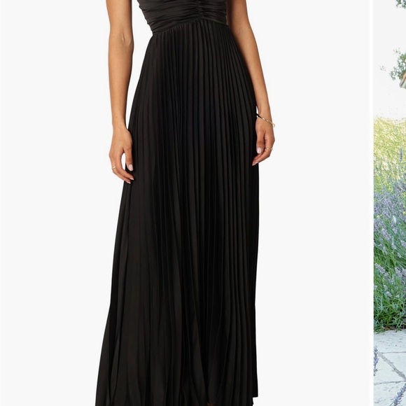 NWOT Petal & Pup Black Pleated Maxi Dress - Picture 7 of 8